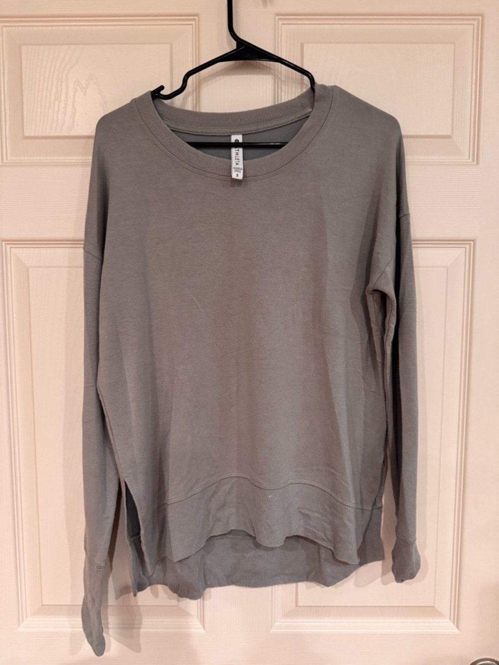 Athleta Women's Gray/Green Lightweight Crewneck